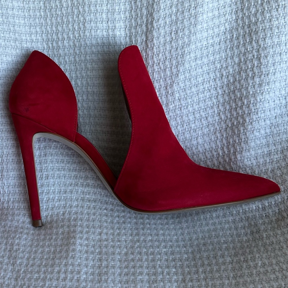 Steve Madden Vibrant Red Pointed Heels